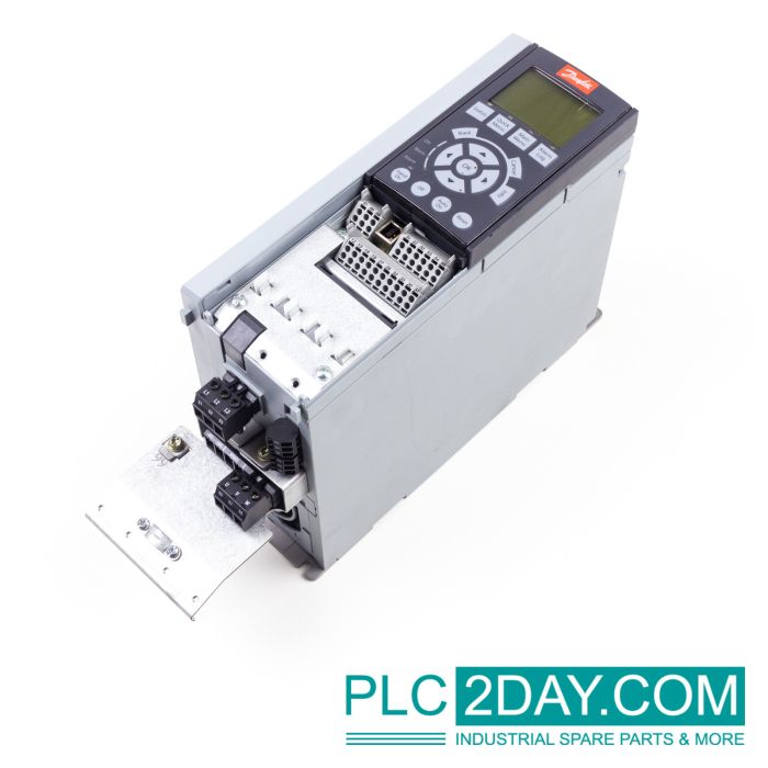 DANFOSS FC-302PK55T5E20H1, 131B0034, Frequency Inverter 0,55kW main product photo
