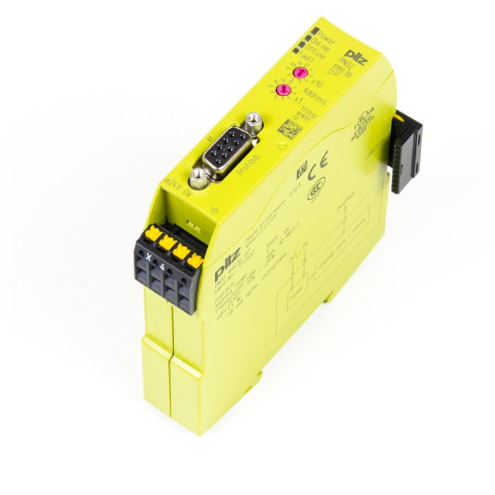 PILZ PNOZ mmc3p DP 772032 Safety Controller main product photo