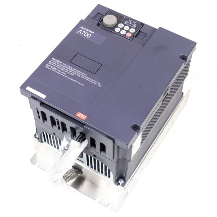 MITSUBISHI FR-A740-00250-EC + FR-DU07 + FFR-BS-00250-30A-SF100, Inverter 43 8A main product photo