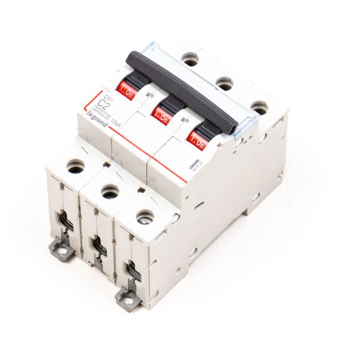 LEGRAND 407822 (DX3 C2), MCB DX3 3P C2 (407822), 6000A/10KA main product photo