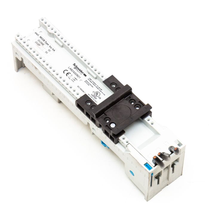 SCHNEIDER ELECTRIC LA9ZA32621, Mounting Plate: 45x200mm main product photo