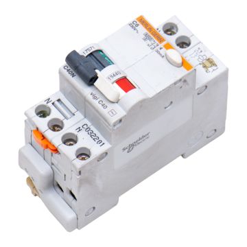 C6-40N (17571) + Vigi C40 (19440) Merlin Gerin Circuitbreaker: 6A, 230V at PLC2Day.com