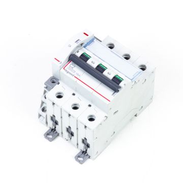 Legrand DX3 C2 600013 + CA  at PLC2Day.com