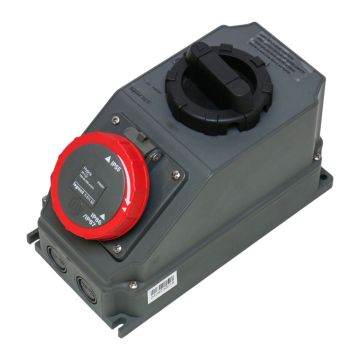 59261 Legrand Legrand Hypra / CEE Switched socket 16A 6h 400V 3P+A IP66/67-55,