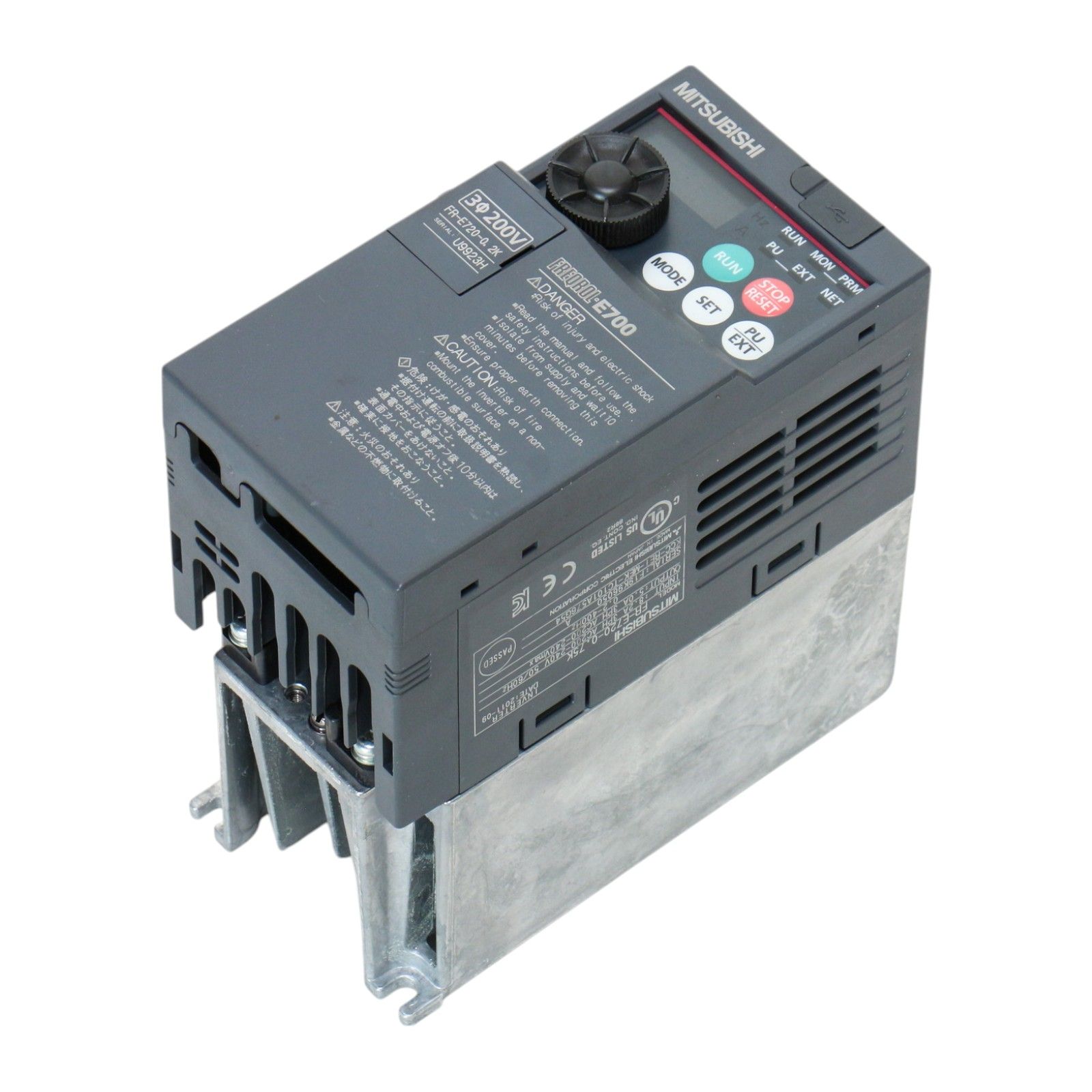 FR-E720-0.2K Mitsubishi, Frequency compact size inverter FRE720-0.2K